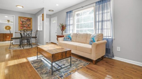 Spacious 3 Bedroom Home with Full Kitchen - Minutes from ATL Airport! home